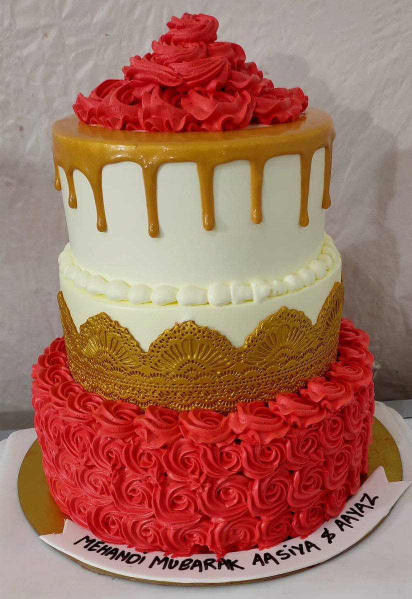 Rosy Decorative Wedding Cakes